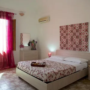 https://appartamento-savoia-46.sicilyhotelsitaly.net