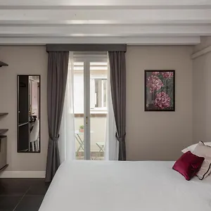 Santarella Milano