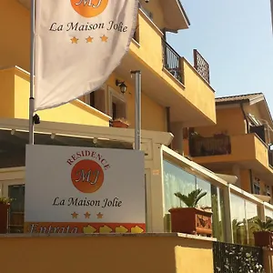 Hotel La Maison Jolie Fiumicino