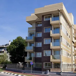 https://residence-le-querce.it-lombardy.com